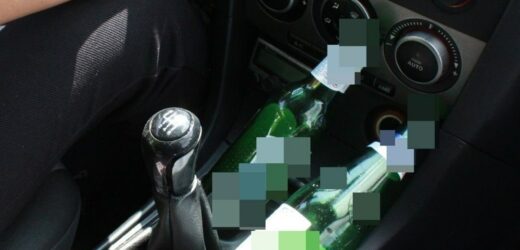 Pijany przyjechał po kolejną butelkę alkoholu. W samochodzie dzieci