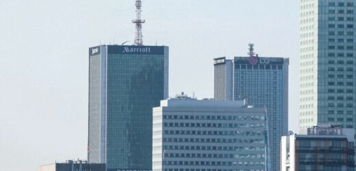 Legendarny hotel i symbol Warszawy znika z mapy rezerwacji. Działał od 1989 r.
