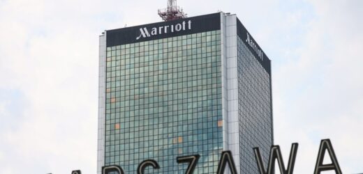 Hotel Marriott znika z wieżowca w centrum Warszawy