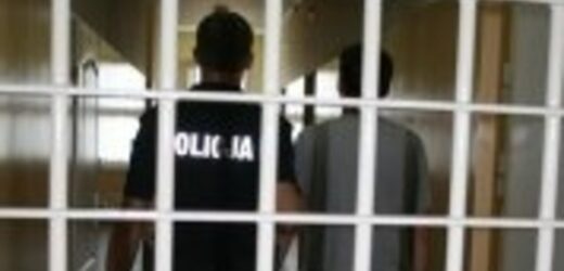 Poszukiwany, poszukiwane. Cała rodzina ukrywała się przed wymiarem sprawiedliwości