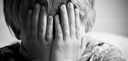 Wygłodzony 13-latek z odleżynami. Matka porzuciła niepełnosprawne dziecko