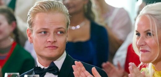 Zdewastowane mieszkanie, nóż w ścianie. Królewski pasierb narozrabiał