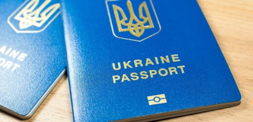Ukrainka chciała wyjechać z Polski z paszportem pełnym fałszywych stempli