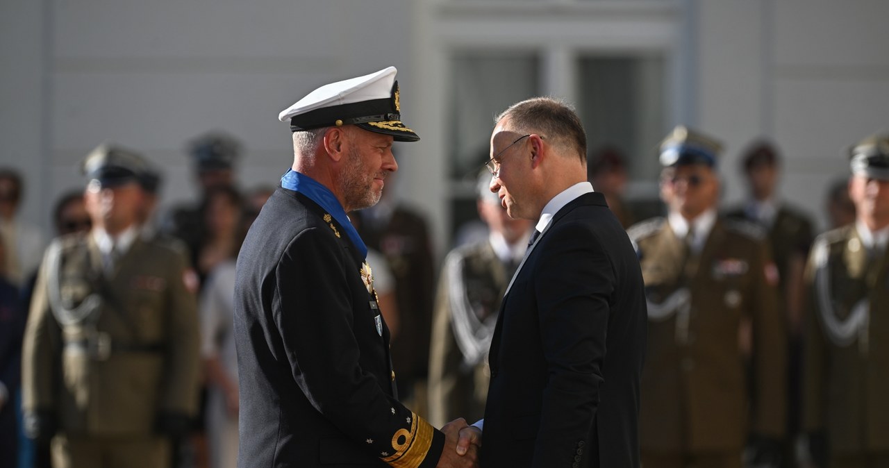 Prezydent RP wręczył nominacje generalskie i odznaczenia wojskowe