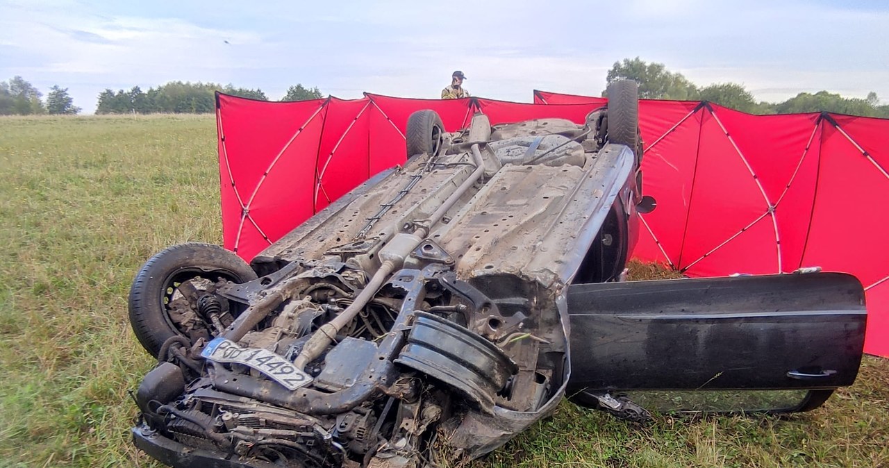 Śmiertelny wypadek w miejscowości Przystawy. Nie żyją dwie osoby
