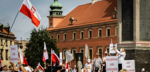 Religia w szkole – jabłkiem niezgody. Protest katechetów