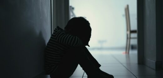 Miś z ukrytym dyktafonem w przedszkolu. Opiekunka podejrzana o bicie