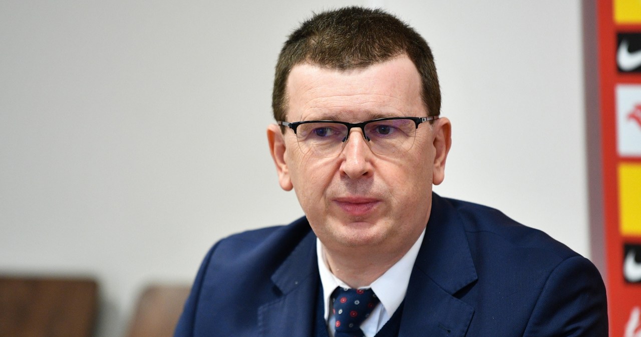 Agenci CBA wkroczyli do szkół w Ostrowcu Świętokrzyskim. Były prezydent z 15 zarzutami