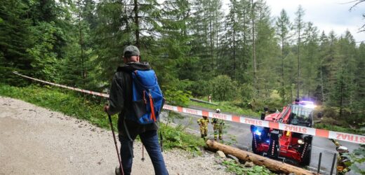 Kilkanaście wypadków w Tatrach. Nie żyje 28-letni turysta