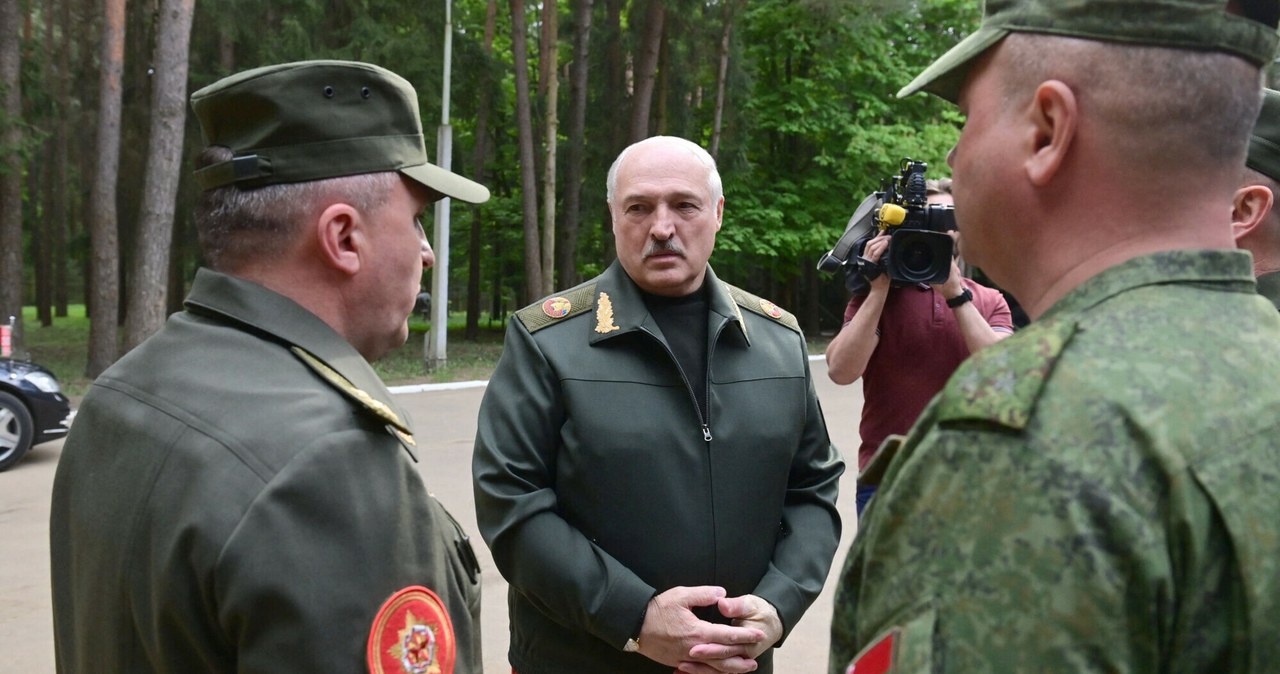Białoruś koncentruje znaczące siły przy granicy z Ukrainą
