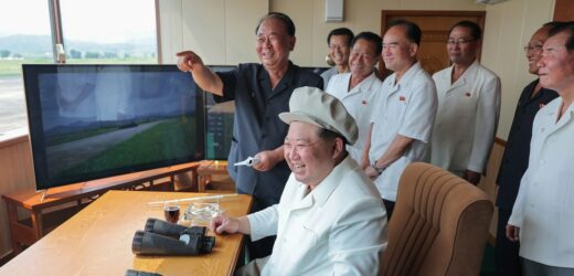 Kim Dzong Un nadzorował testy nowych dronów kamikadze
