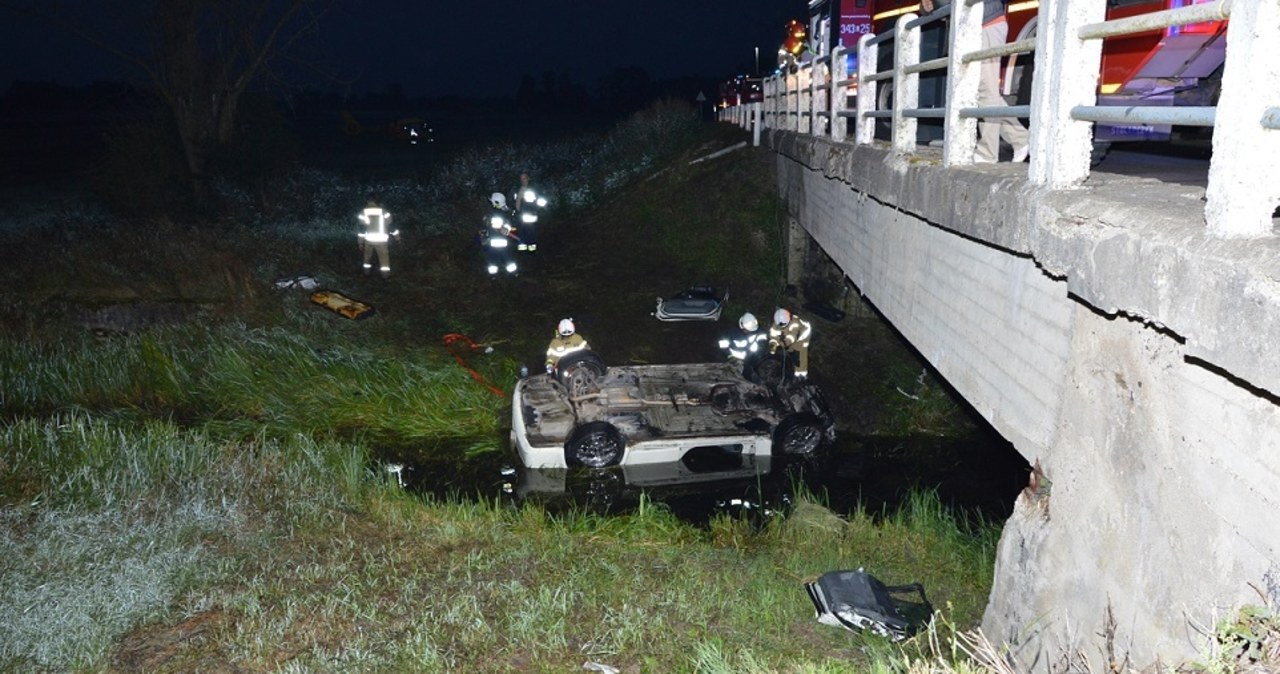O włos od tragedii. Z mostu prosto do kanału
