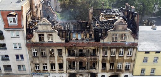 Strażacy o pożarze w Poznaniu: Nie ma pewności, gdzie doszło do wybuchu