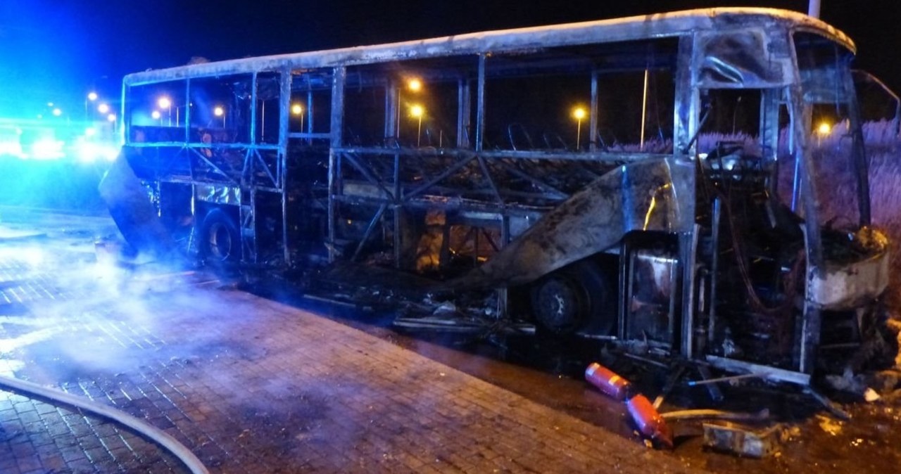 Pożar autokaru na A4. Ewakuowano 49 dzieci