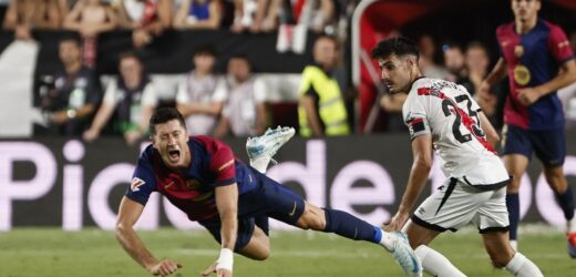 Nieuznany gol Lewandowskiego, trzecia ligowa wygrana Barcelony