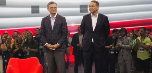 „Gdzie jest śmierć, jest nadzieja”. Kułeba i Sikorski o Rosji i Putinie
