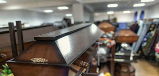 Nie będzie wzrostu zasiłku pogrzebowego. W budżecie brakuje pieniędzy