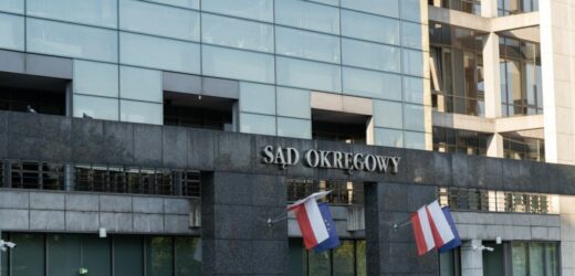 Rekordowe kolejki przed sądami w całej Polsce