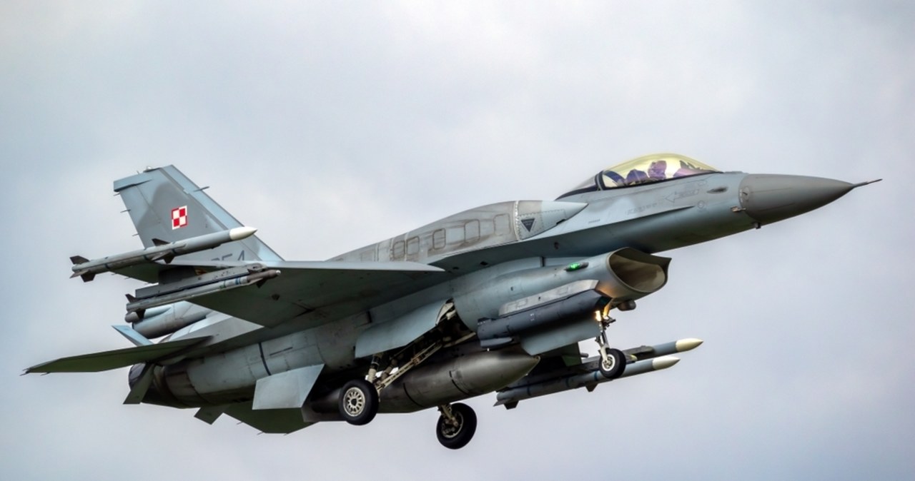 Słowacja świętuje: Polskie F-16 w powietrzu, rosyjski ambasador na ziemi