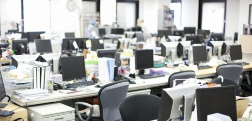 Chcą walczyć ze „śmiercią z przepracowania” promując czterodniowy tydzień pracy