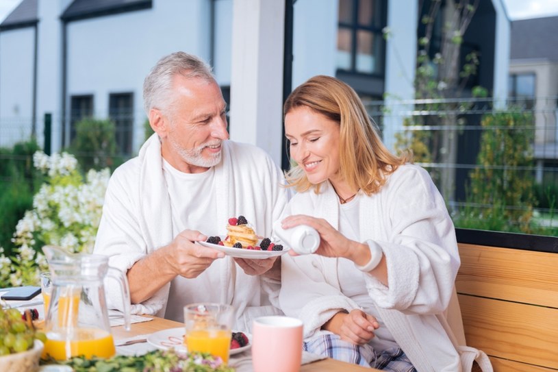 Ciesz się energią i dobrym zdrowiem. Zasady idealnej diety dla osób w wieku 40-50 lat