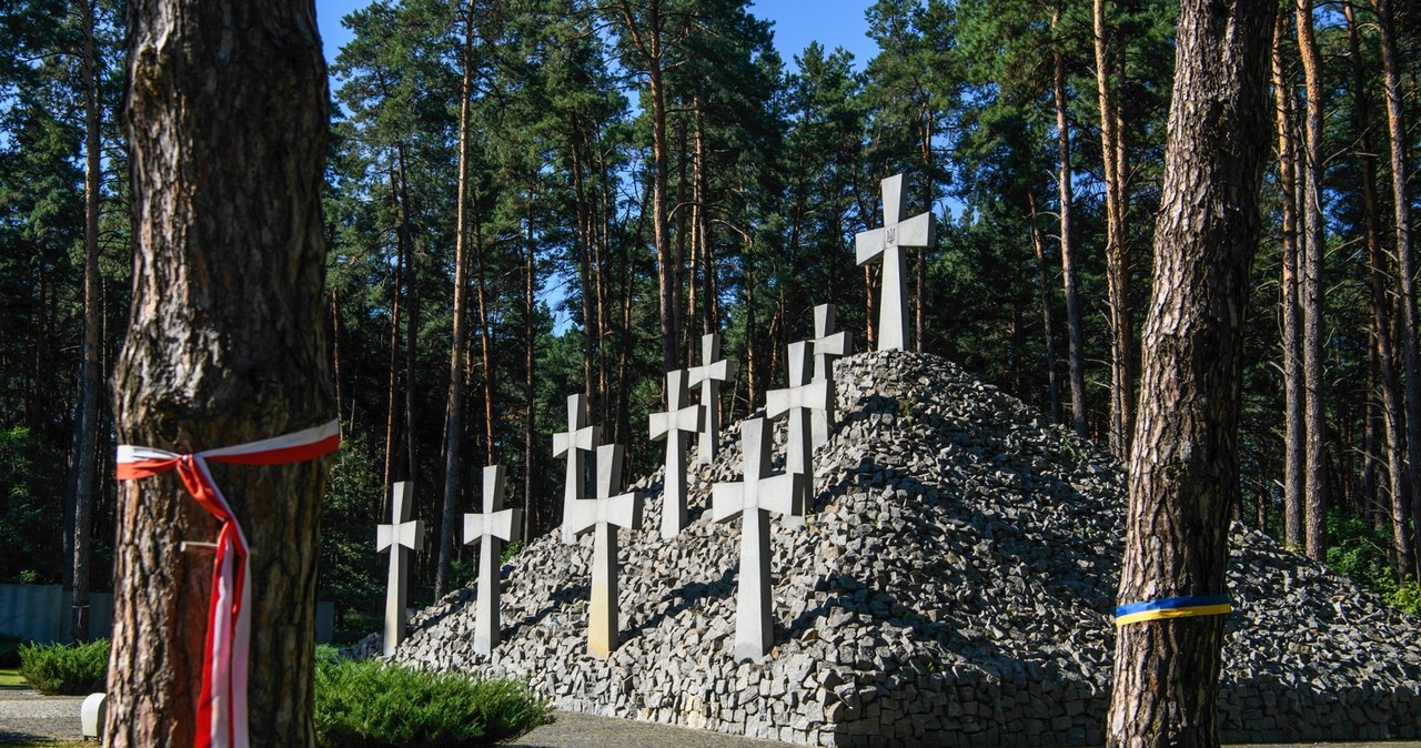 Pożar pod Kijowem. Rosyjska rakieta spadła w pobliżu polskiego cmentarza