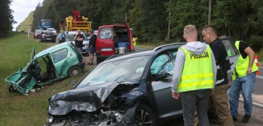 Ponad 400 ofiar wypadków. Policja podsumowała wakacje na drogach