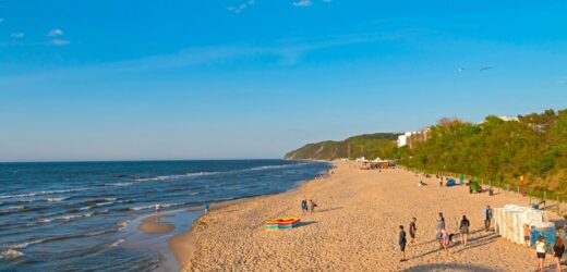 Ratownicy WOPR zeszli z plaż. Apelują o rozwagę