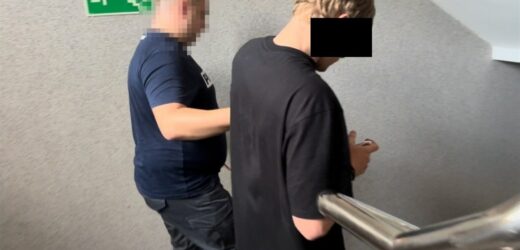 Telewizor runął z 4. piętra wprost pod nogi ojca z dzieckiem. Sprawca aresztowany