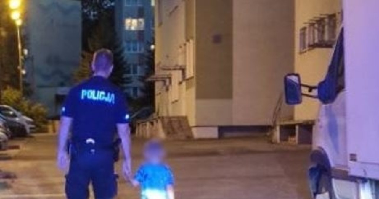 Czterolatek sam w tramwaju