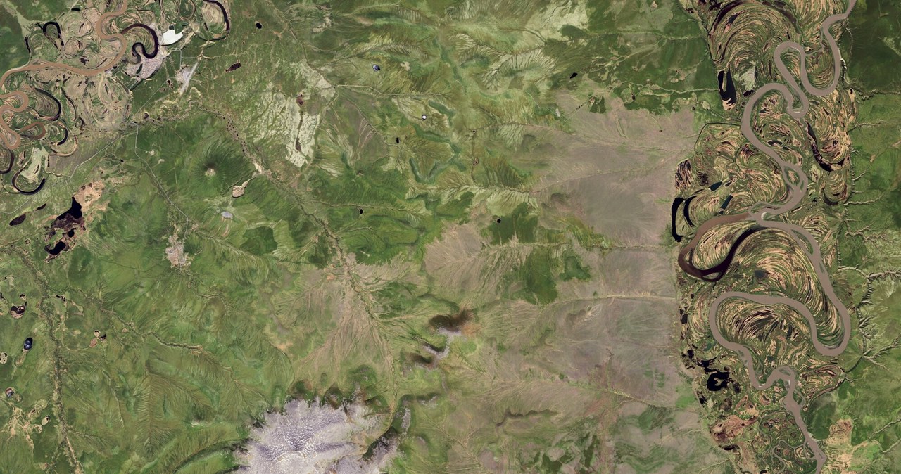 Gigantyczna dziura gwałtownie się powiększa. Widać ją z kosmosu