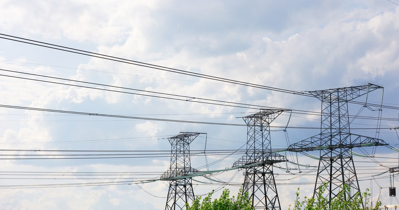 Uszkodzony kabel energetyczny w Tczewie  Kilka tysięcy mieszkańców bez prądu