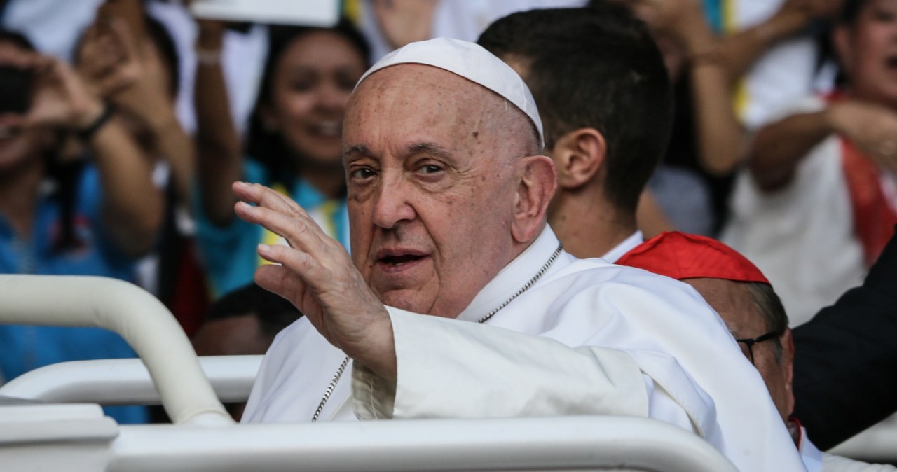 Groźby podpaleń i ataków bombowych. Papież na celowniku terrorystów?