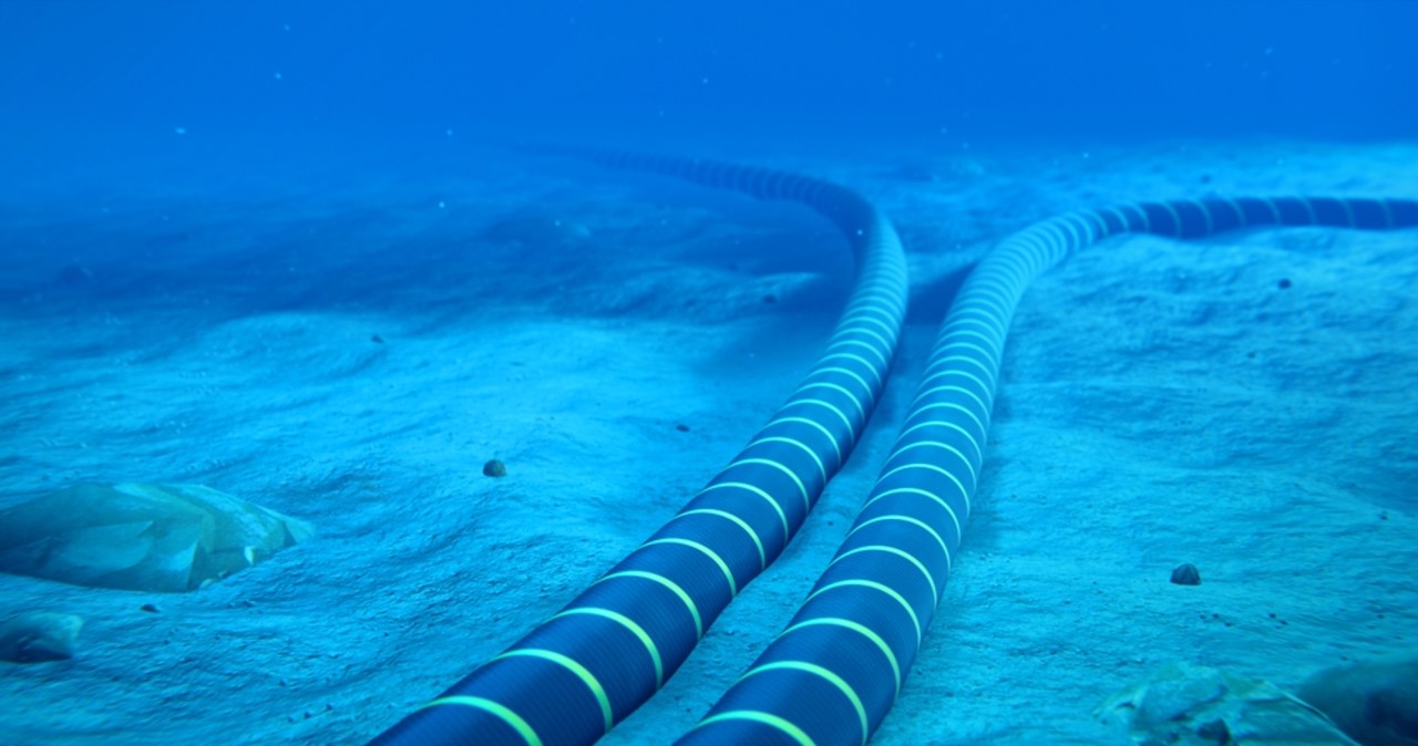 Niepokój Amerykanów. Rosjanie majstrują w pobliżu podmorskich kabli