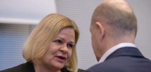 Niemcy przywracają kontrole na wszystkich granicach lądowych