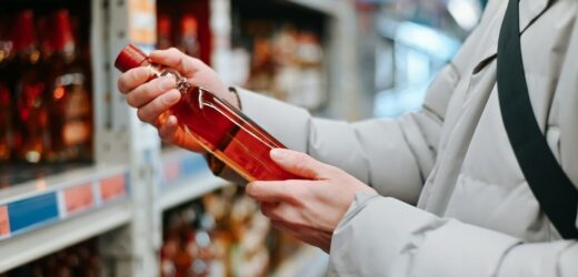 Czy będzie zakaz sprzedaży alkoholu na stacjach benzynowych? Ustalenia RMF FM
