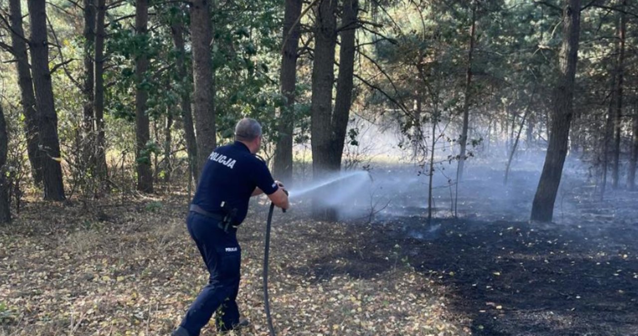 Policjant i strażak w jednym. Bohaterska akcja z Podlasia