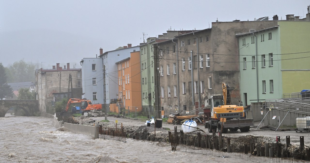 Ponad 100 osób ewakuowanych na Dolnym Śląsku. Infrastruktura ratuje sytuację