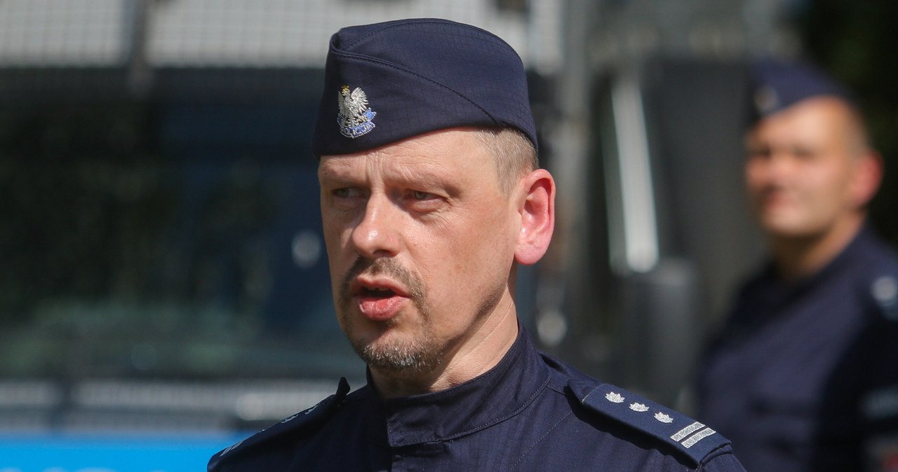 Szef policji Marek Boroń po wypadku. Opuścił już szpital