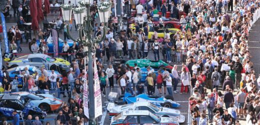 Auto wjechało w tłum na pokazie w Turynie. Wielu rannych