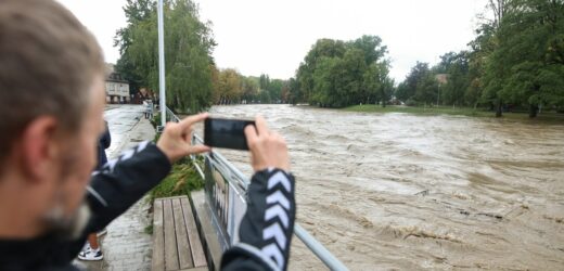 Burmistrz Kuźni Raciborskiej zarządził ewakuację