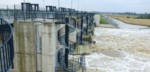 Optymistyczne informacje. Zmniejsza się ilość wody w zbiorniku Racibórz