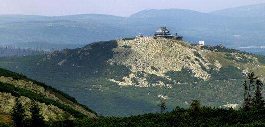 Karkonoskie kurorty czekają na turystów. Gdzie jeszcze można się zatrzymać?