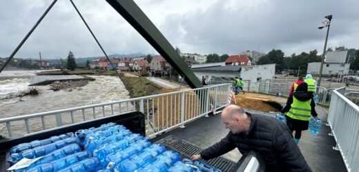 Ciężarówki z pomocą humanitarną będą zwolnione z opłat w systemie e-TOLL
