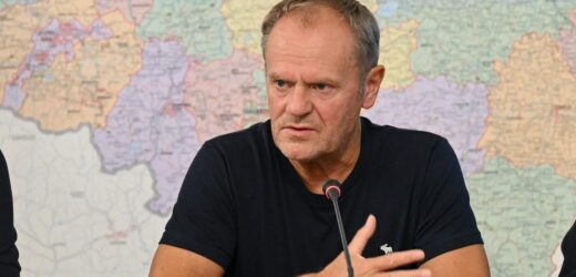 Premier Donald Tusk ostro o pracy części urzędników