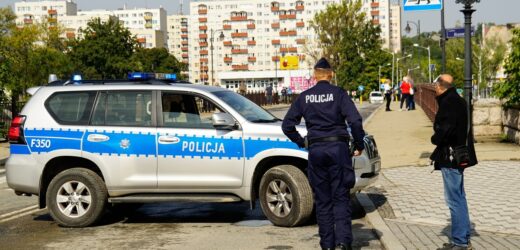Szef policji: Liczba ofiar śmiertelnych powodzi nie uległa zmianie