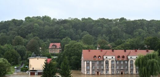 Możliwe osuwiska na terenach powodziowych. Główny Geolog Kraju ostrzega