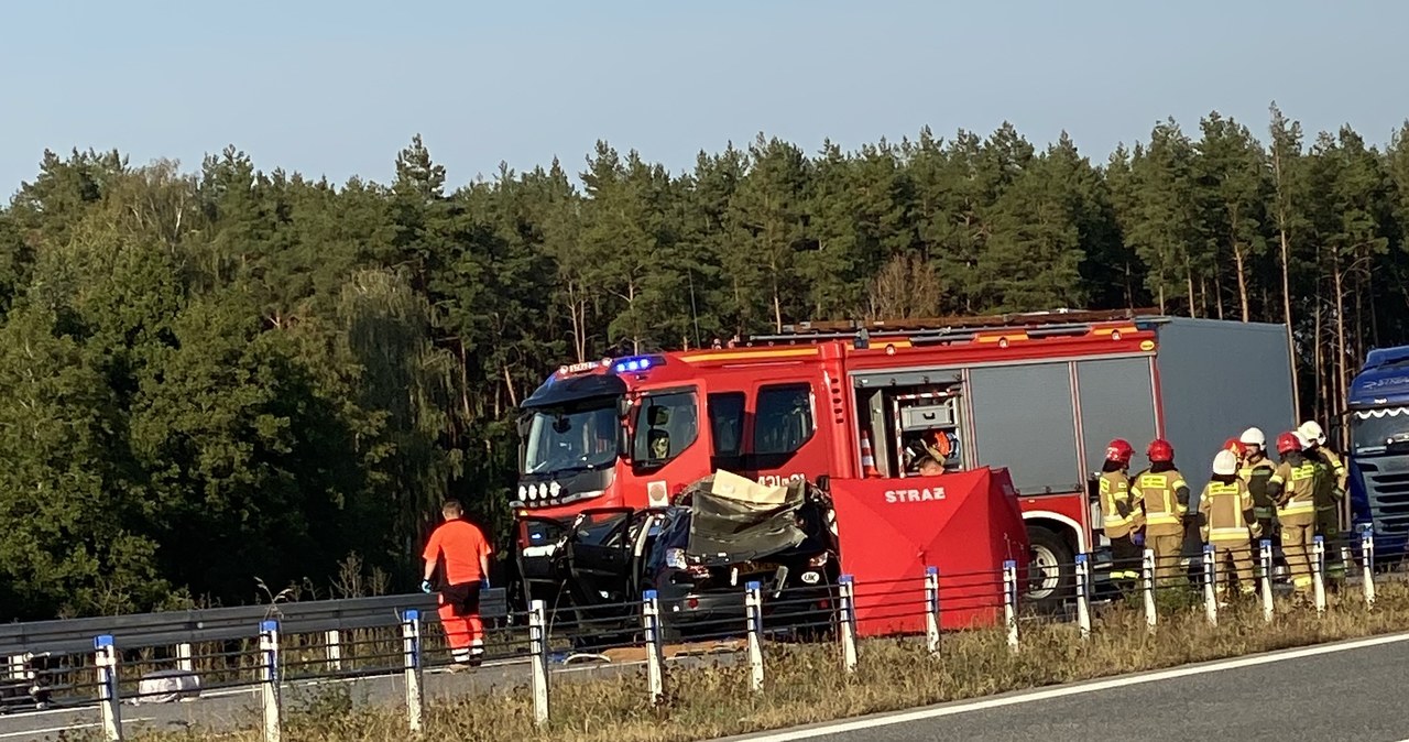 Tragiczny wypadek. Zginęli rodzice, dziecko w szpitalu