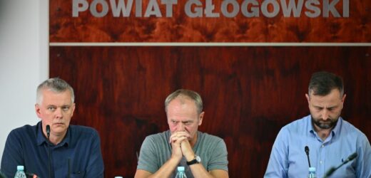 Tusk: Stworzymy mapę zaniedbań powodziowych