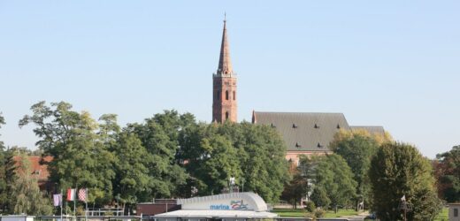 Opole odetchnęło, fala kulminacyjna w Głogowie. Na wielką wodę szykują się kolejne miasta [RELACJA NA ŻYWO]